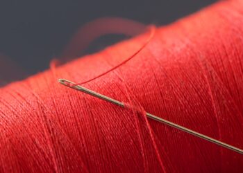 Máquinas de coser y agujas mágicas: Secretos revelados de la costura y el tejido