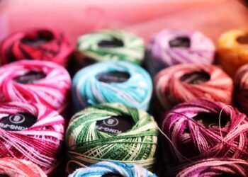 Puntadas Creativas: Descubre el Arte de la Costura y Tejido