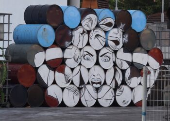 Transforma tus residuos en obras de arte: Reciclaje creativo paso a paso