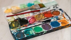 Acuarela para principiantes: técnicas esenciales, materiales y ejercicios paso a paso