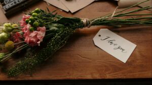 Cómo Hacer Tarjetas Pop-Up Paso a Paso: Diseños Originales para Cualquier Ocasión