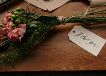 Cómo Hacer Tarjetas Pop-Up Paso a Paso: Diseños Originales para Cualquier Ocasión