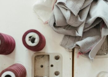 Cómo hacer una bolsa de tela con cremallera paso a paso