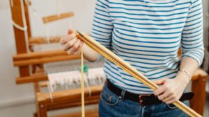 Macramé para principiantes: cómo hacer tu primer colgante de pared paso a paso