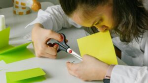 Cómo hacer tarjetas scrapbooking paso a paso: ideas originales para regalar