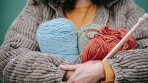 Trapillo para principiantes: cómo tejer cestas, alfombras y bolsos